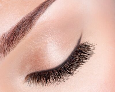 Defined lash creates precisely lined eyes